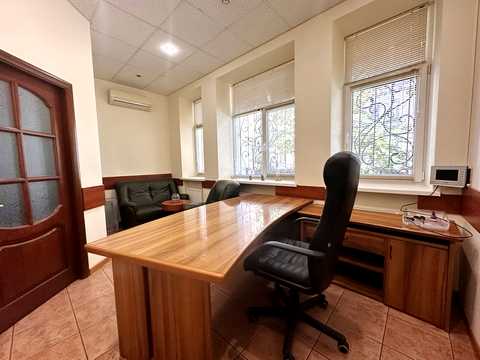 коммерческая по адресу Институтская ул., 19-А