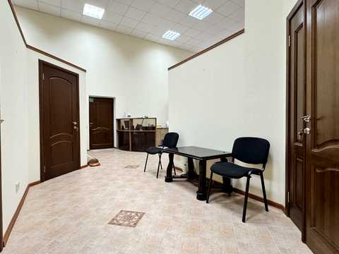 комерційна за адресою Кадетський Гай вул., 6