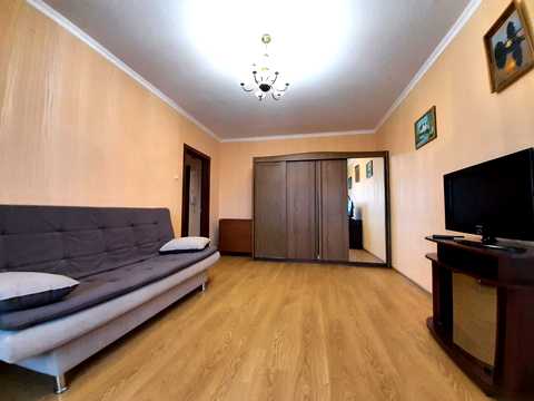 квартира за адресою Миколи Бажана просп., 5