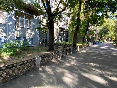 коммерческая по адресу Независимости просп. (Правды), 5
