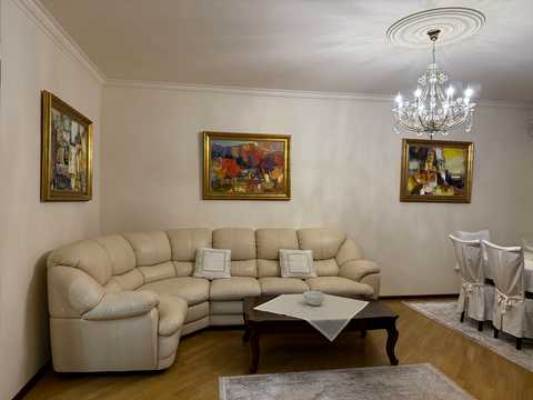 квартира за адресою Старонаводницька вул., 13