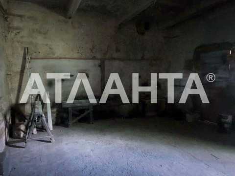 комерційна за адресою Соборна вул., 10