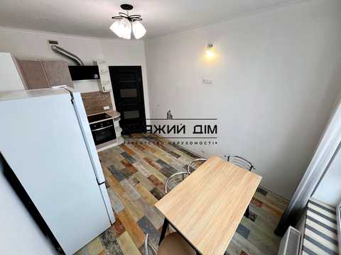 квартира за адресою Кам'янська вул. (Дніпродзержинська), 128