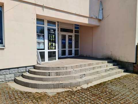 комерційна за адресою Промислова вул., 6