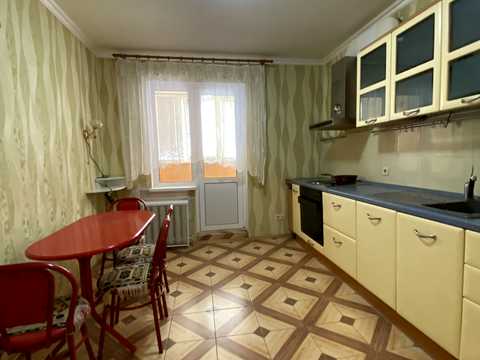 квартира за адресою Милославська вул., 12