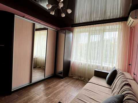 квартира за адресою Соборна вул. (50 років Жовтня), 22