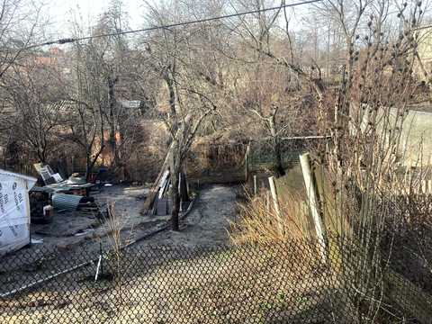 ділянка за адресою