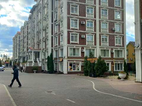 квартира за адресою Дмитра Луценка вул. (Крейсера "Аврора"), 8-А