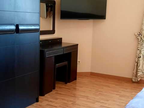 квартира за адресою Євгена Коновальця вул. (Щорса), 32-Б
