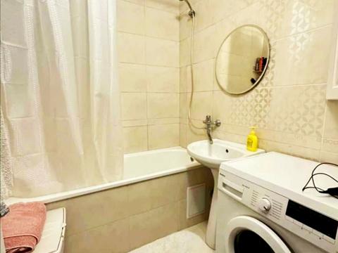 квартира за адресою Корольова вул., 10-А