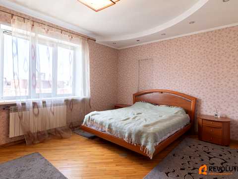 квартира по адресу Ревуцкого ул., 42