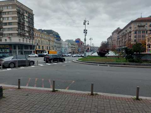 комерційна за адресою Велика Васильківська вул. (Червоноармійська), 1-3