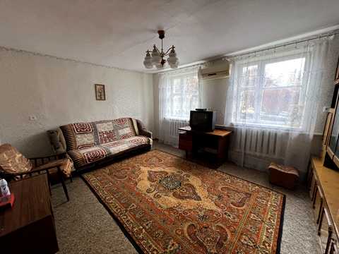 будинок за адресою Михайла Комарова вул., 121