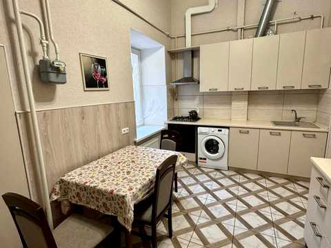 квартира по адресу Базарная ул., 32