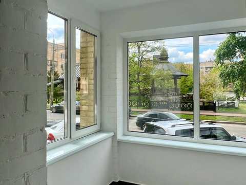 коммерческая по адресу Юрковская ул., 2-6/32