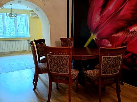 квартира за адресою Соборності вул. (Жовтнева), 49