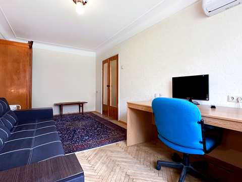 квартира за адресою Шота Руставелі вул., 25