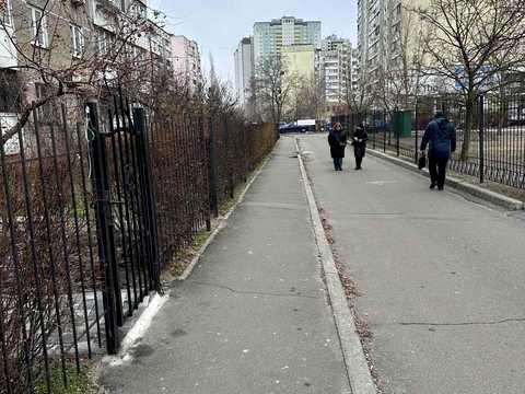 комерційна за адресою Петра Григоренка просп., 36-А