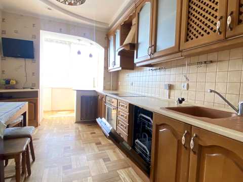 квартира за адресою Червоної Калини просп., 40