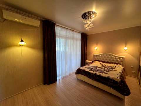 квартира за адресою Фабрично-Заводська вул., 30