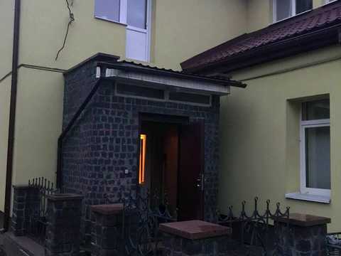 дом по адресу Небесної Сотні