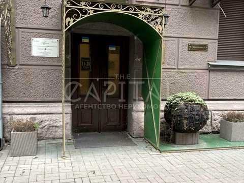 коммерческая по адресу Михаила Грушевского ул., 9