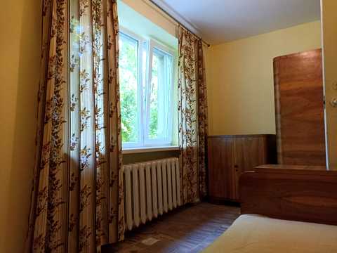 квартира за адресою Братів Дужих вул. (Володимира Комарова), 22