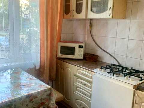 квартира за адресою Космонавта Поповича вул. (Космонавта Волкова), 2
