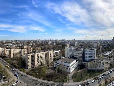 комерційна за адресою Авіаконструктора Ігоря Сікорського вул. (Танкова), 1