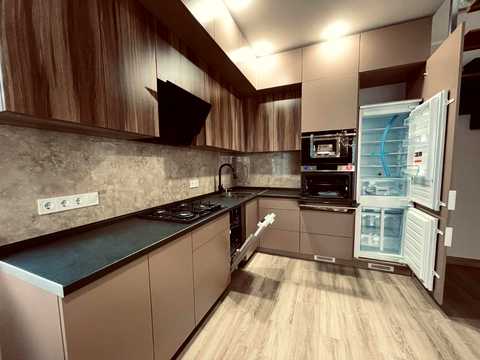 будинок за адресою Кленова вул.