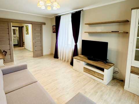 квартира за адресою Богатирська вул., 6/1