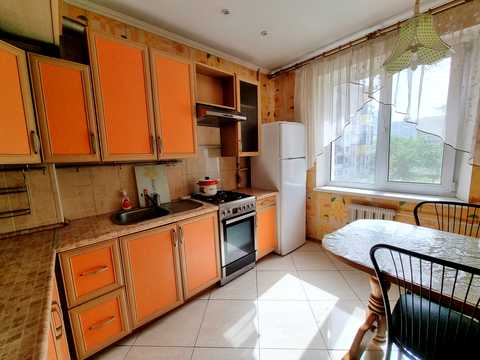 квартира за адресою Миколи Бажана просп., 9-А