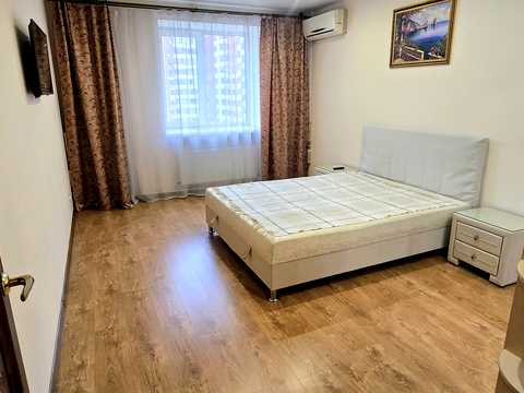 квартира за адресою Володимирська вул., 1