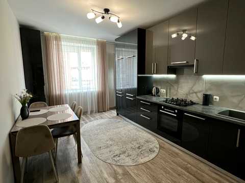 квартира за адресою Чорновола, 40