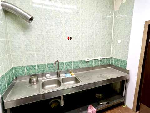 комерційна за адресою Михайла Вербицького вул., 7