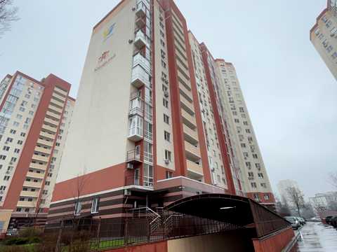 комерційна за адресою Гарматна вул., 38-Б