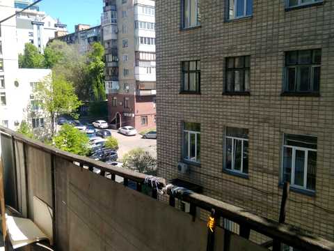 квартира за адресою Лабораторна вул., 15
