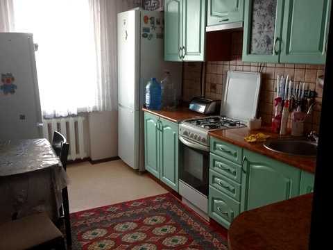 квартира за адресою Зарічанська вул., 42