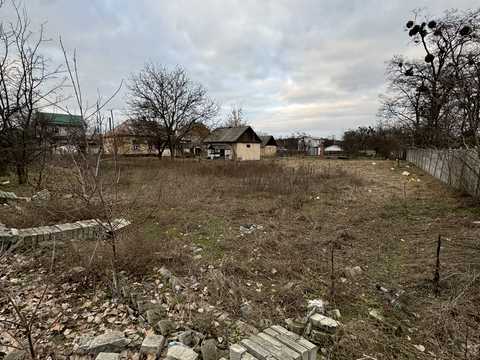 ділянка за адресою Центральна, 44