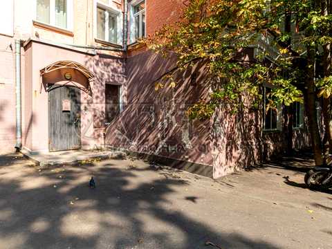комерційна за адресою Велика Васильківська вул. (Червоноармійська), 32