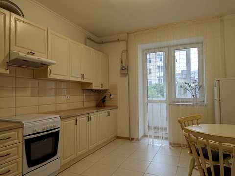 квартира за адресою Стрілецька вул., 21б
