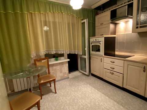 квартира за адресою Милославська вул., 37