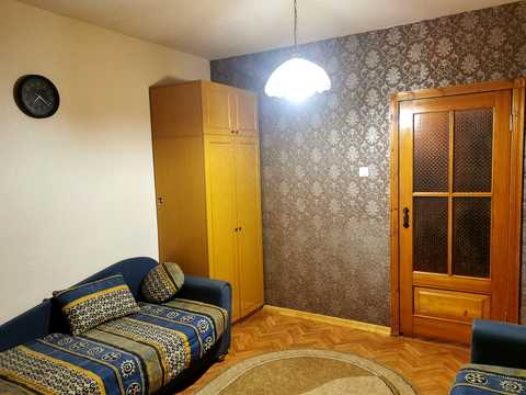 квартира за адресою Короленко, 68б