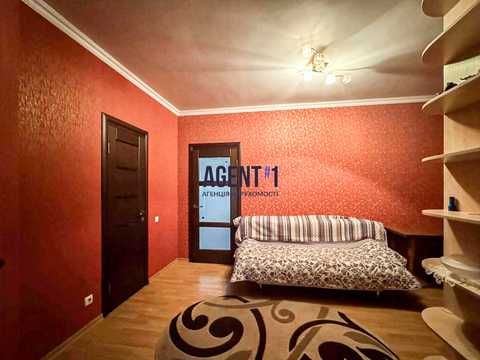 квартира за адресою Печерська вул., 6