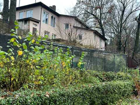 будинок за адресою Озерна, 8