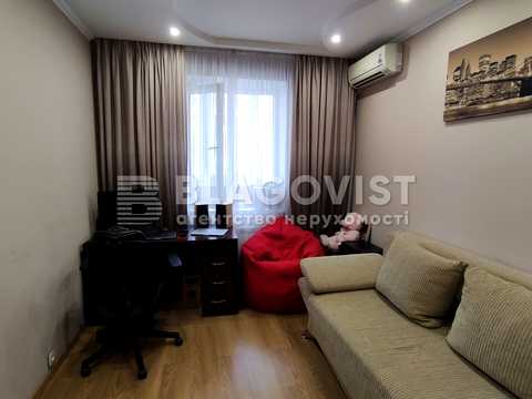 квартира за адресою Драгоманова вул., 25