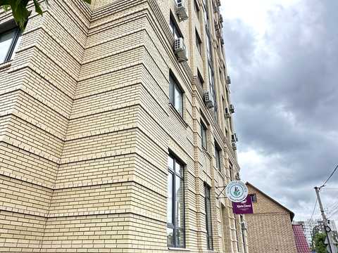комерційна за адресою Дем'яна Попова вул., 22