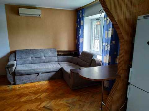 квартира за адресою Академіка Доброхотова вул., 2