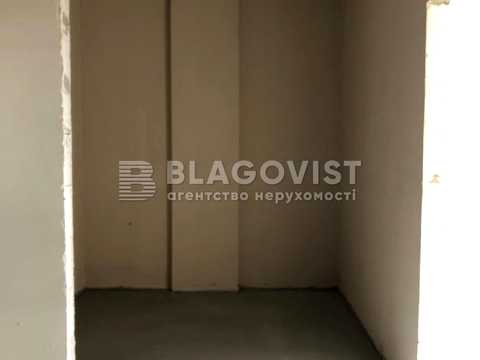 комерційна за адресою Жилянська вул., 68