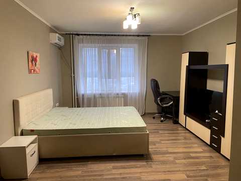 квартира за адресою Доківська вул., 10
